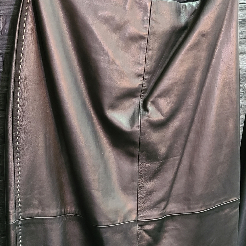Leather skirt